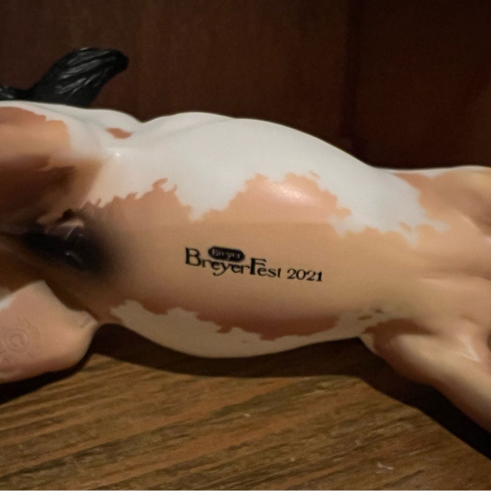 Breyer Reverence+ BreyerFest 2021 Store Special - Picture 5 of 7